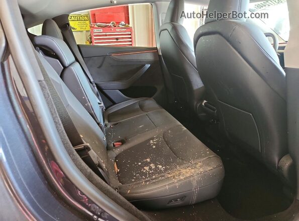 7SAYGDEDXTA470429 2026 TESLA MODEL Gray Rear seats view