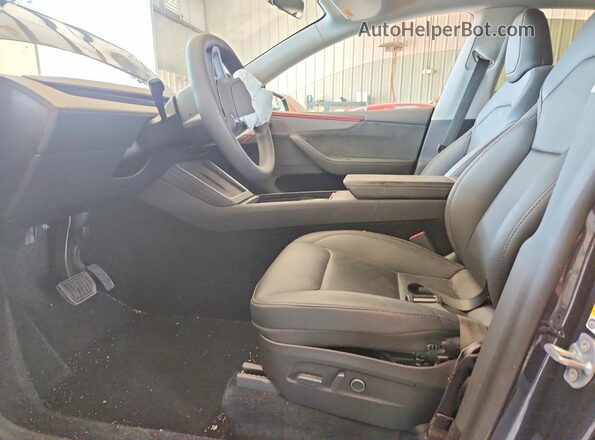 7SAYGDEDXTA470429 2026 TESLA MODEL Gray Front interior view