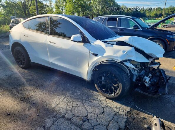 7SAYGDEDXTF460888 2026 TESLA MODEL Белый Передняя правая четверть