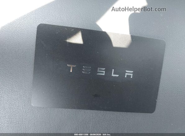 7SAYGDEE0PA045171 2023 TESLA MODEL Y Серый Вид панели приборов