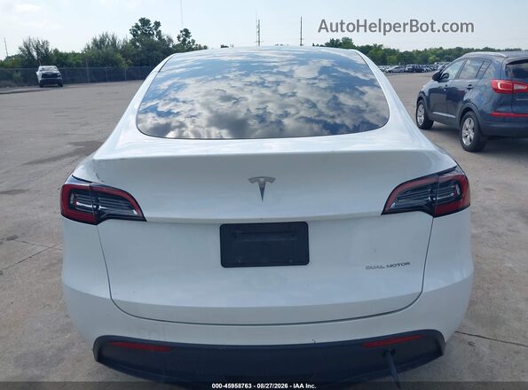 7SAYGDEE0PF691006 2023 TESLA MODEL Y White Սարքավորումների վահանակի տեսք