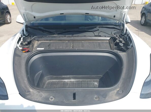 7SAYGDEE0PF691006 2023 TESLA MODEL Y White Հետևի տեսք
