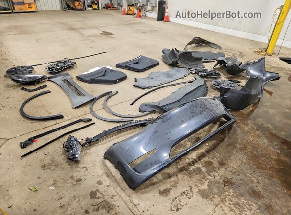 7SAYGDEE0SA352137 2025 TESLA MODEL Gray Вид наклейки з VIN-кодом
