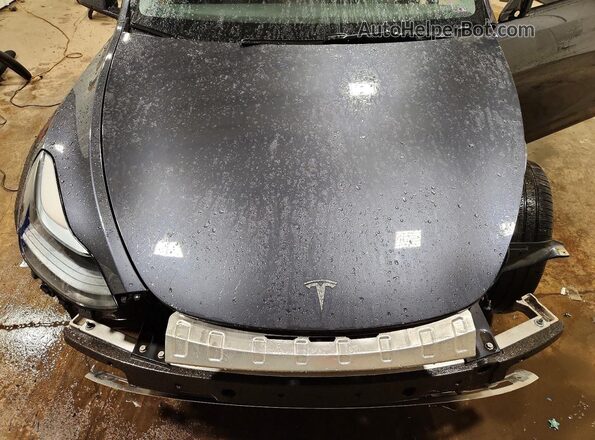 7SAYGDEE0SA352137 2025 TESLA MODEL Gray Вид підкапотного простору