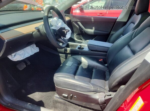 7SAYGDEE1NF321583 2022 TESLA MODEL Red Front interior view