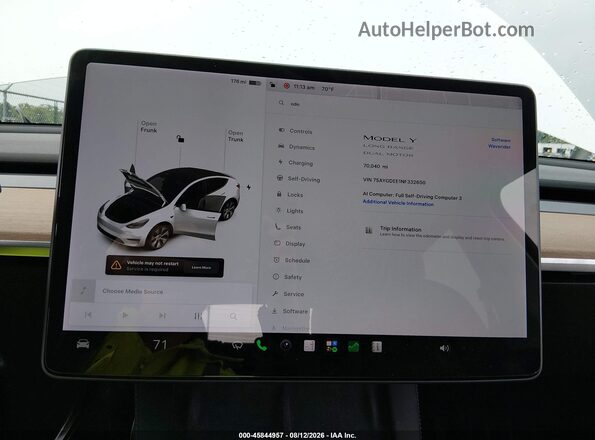 7SAYGDEE1NF332650 2022 TESLA MODEL Y White Rear seats view