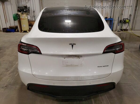 7SAYGDEE1NF354647 2022 TESLA MODEL White Вид ззаду