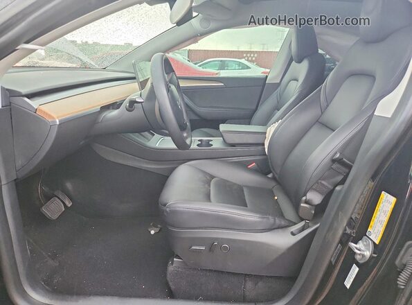 7SAYGDEE1PA054364 2023 TESLA MODEL Black Вид салону спереду