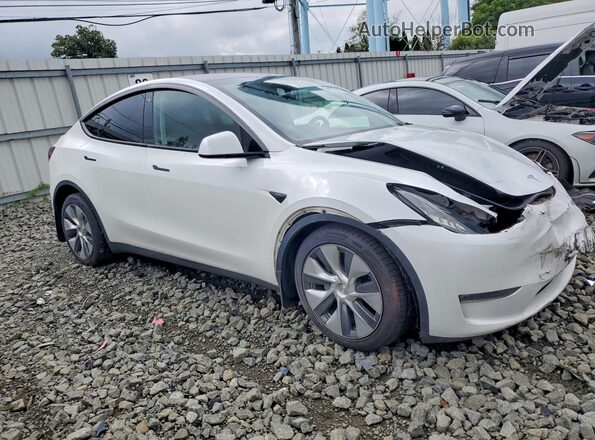 7SAYGDEE1PA114157 2023 TESLA MODEL Белый Передняя правая четверть