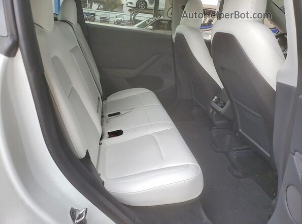 7SAYGDEE1PA167196 2023 TESLA MODEL White Вид задніх сидінь