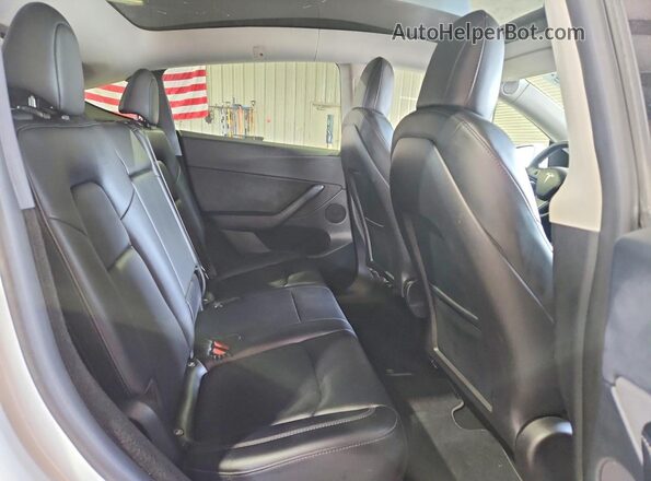 7SAYGDEE1PF611177 2023 TESLA MODEL Белый Вид задних сидений