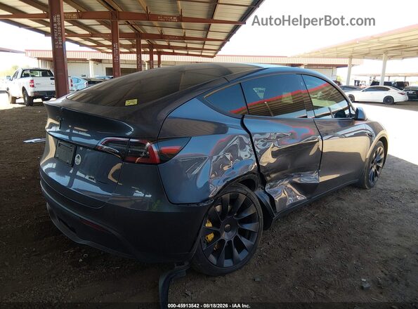 7SAYGDEE1PF644762 2023 TESLA MODEL Y Gray Widok z przodu