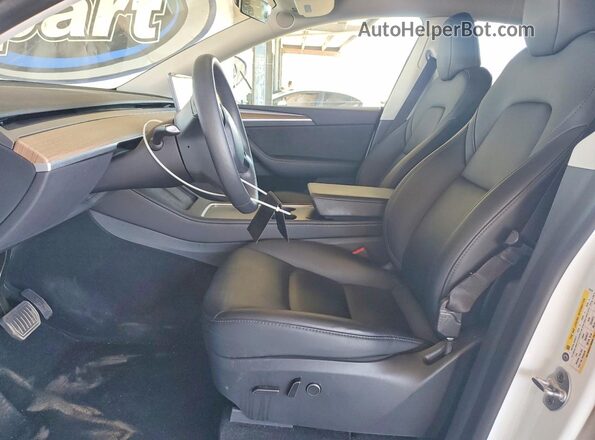 7SAYGDEE1PF743193 2023 TESLA MODEL White წინა სალონის ხედი