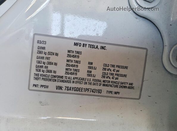 7SAYGDEE1PF743193 2023 TESLA MODEL White ძრავის განყოფილების ხედი