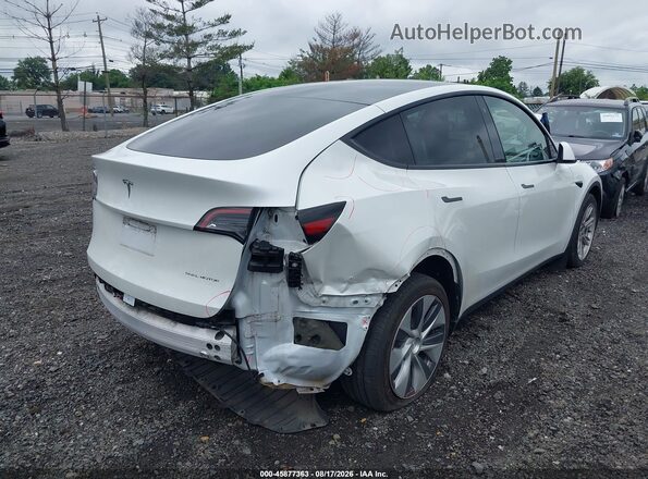 7SAYGDEE1PF771172 2023 TESLA MODEL Y White Front view