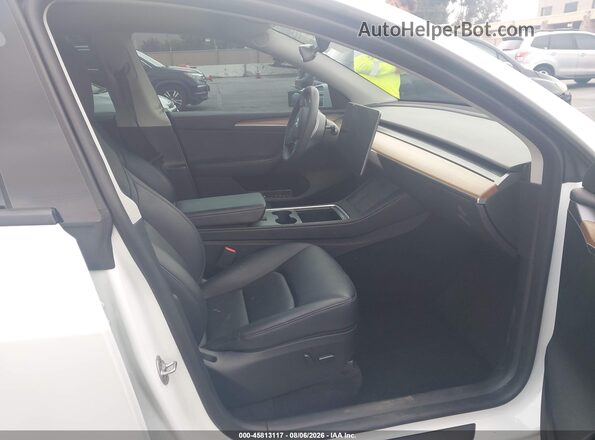 7SAYGDEE1PF962865 2023 TESLA MODEL Y White Սալոնի դիմացի տեսք
