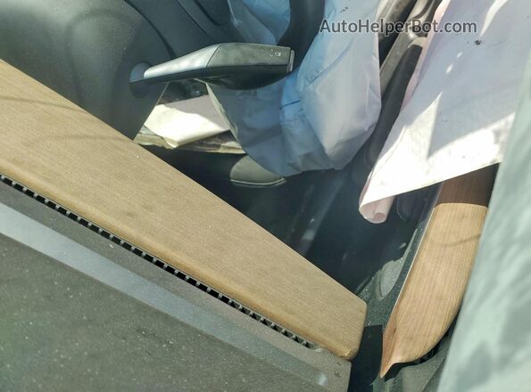 7SAYGDEE1RA233359 2024 TESLA MODEL Gray ხელსაწყოთა პანელის ხედი