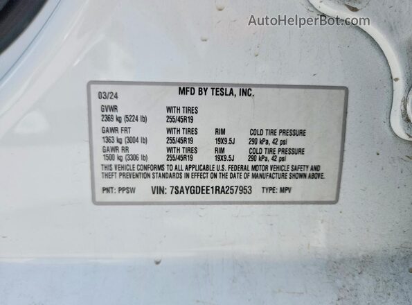 7SAYGDEE1RA257953 2024 TESLA MODEL Белый Вид наклейки с VIN-кодом