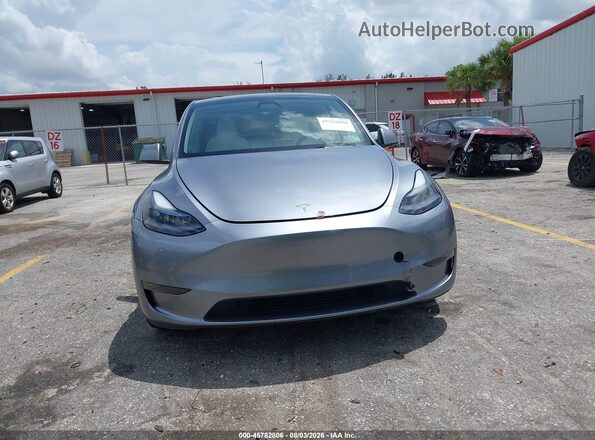 7SAYGDEE1RA309582 2024 TESLA MODEL Y Gray Вид панелі приладів