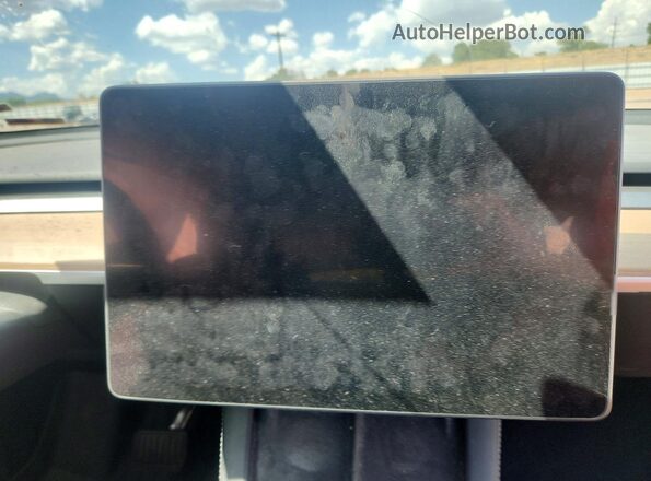 7SAYGDEE1RA312790 2024 TESLA MODEL Белый Вид щитка приборов