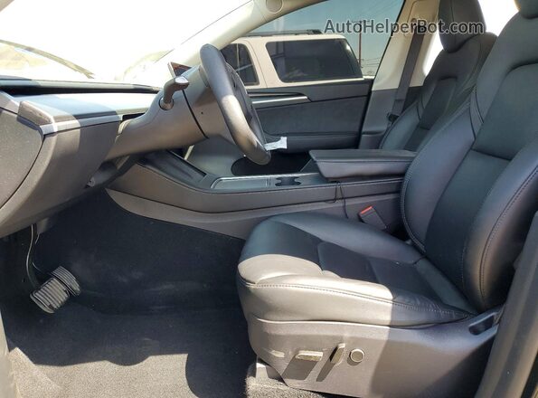7SAYGDEE1RF133457 2024 TESLA MODEL Black Vista interior delantera