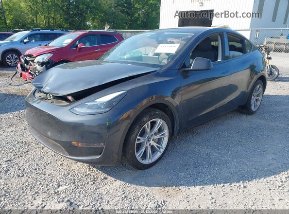 7SAYGDEE1RF986408 2024 TESLA MODEL Y Black Przód lewy
