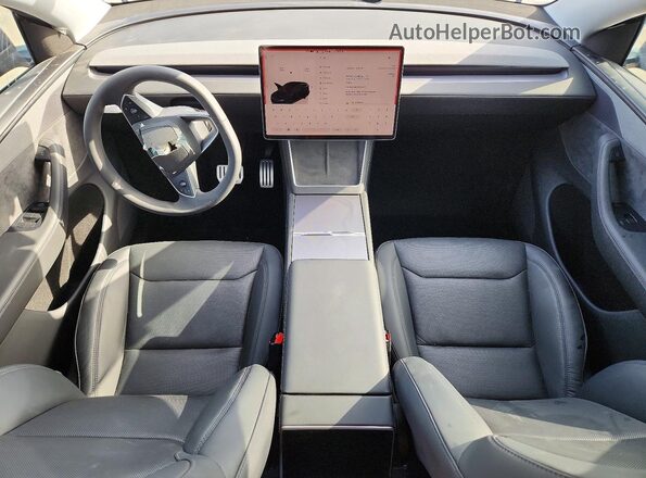 7SAYGDEE1TA589737 2026 TESLA MODEL Black Առջևի վահանակի տեսք