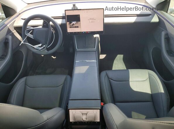 7SAYGDEE1TF451487 2026 TESLA MODEL Белый Вид панели приборов
