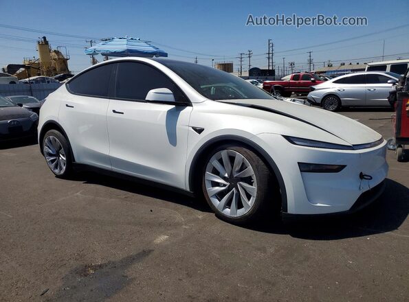 7SAYGDEE1TF451487 2026 TESLA MODEL Белый Передняя правая четверть