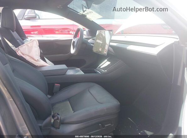 7SAYGDEE1TF650538 2026 TESLA MODEL Y Gray Vista interior delantera