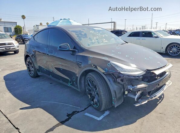 7SAYGDEE2NF351420 2022 TESLA MODEL Черный Передняя правая четверть