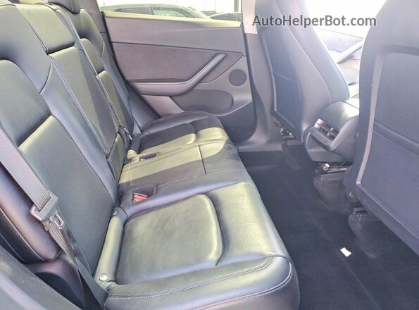 7SAYGDEE2NF351420 2022 TESLA MODEL Черный Вид задних сидений