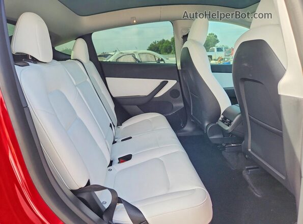 7SAYGDEE2NF361350 2022 TESLA MODEL Red Vista de los asientos traseros