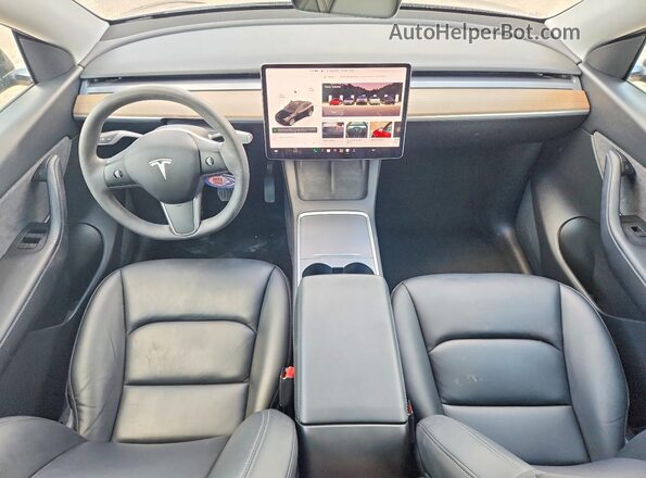 7SAYGDEE2NF427749 2022 TESLA MODEL Черный Вид панели приборов