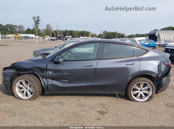 7SAYGDEE2PA061162 2023 TESLA MODEL Y Gray 360 interior view