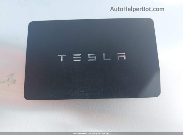 7SAYGDEE2PA109341 2023 TESLA MODEL Y White Vista del salpicadero