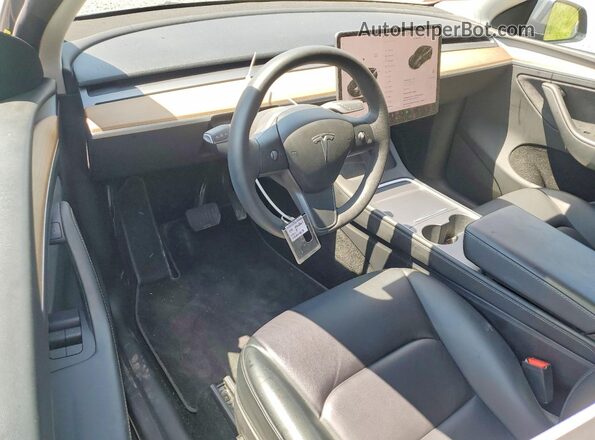 7SAYGDEE2PA140153 2023 TESLA MODEL Серый Вид панели приборов