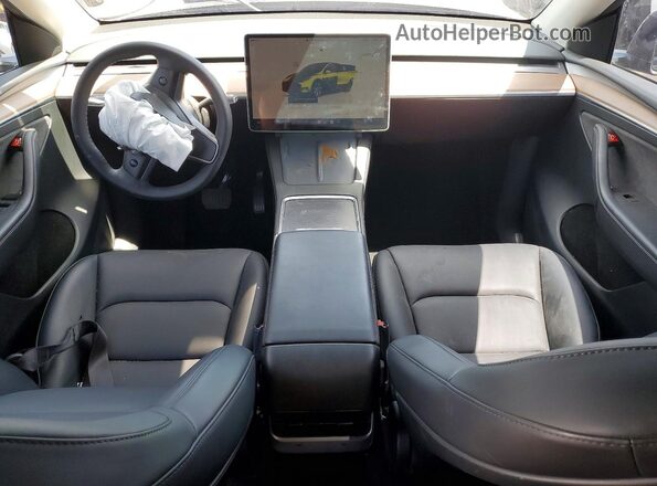 7SAYGDEE2RF032475 2024 TESLA MODEL Угольный Вид панели приборов