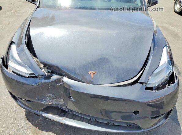 7SAYGDEE2RF032475 2024 TESLA MODEL Угольный Вид подкапотного пространства