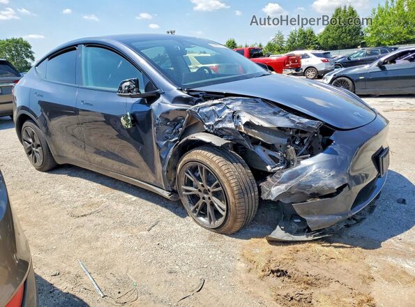 7SAYGDEE2RF130180 2024 TESLA MODEL Charcoal Front right