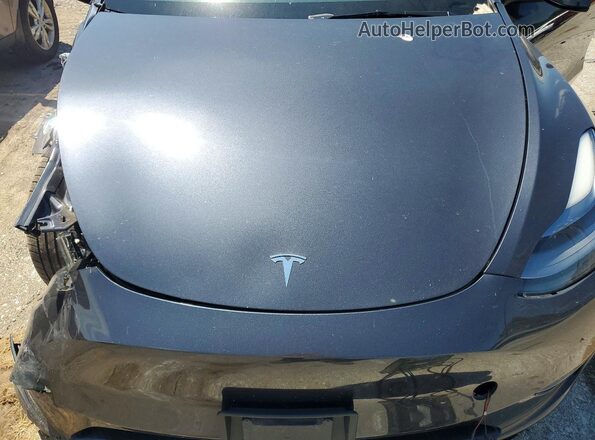 7SAYGDEE2RF130180 2024 TESLA MODEL Charcoal Engine compartment view