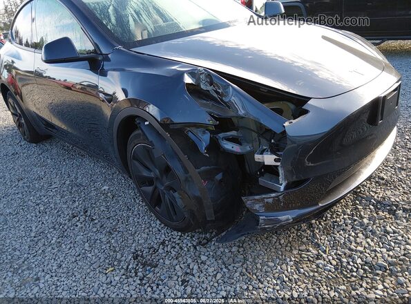 7SAYGDEE2RF177614 2024 TESLA MODEL Y Серый Вид спереди