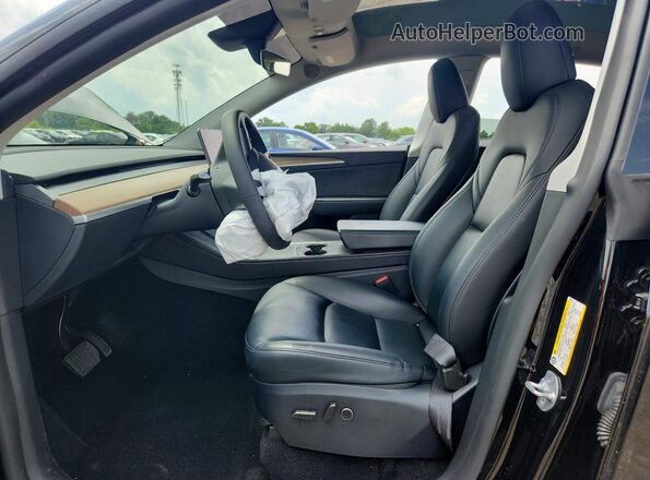 7SAYGDEE2SF301273 2025 TESLA MODEL Black Vista interior delantera