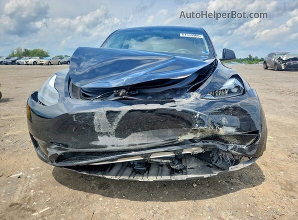 7SAYGDEE2SF301273 2025 TESLA MODEL Black Vista frontal