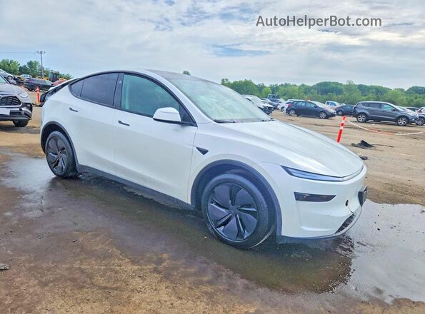 7SAYGDEE2TA387084 2026 TESLA MODEL White Передня права чверть