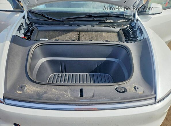 7SAYGDEE2TA387084 2026 TESLA MODEL White Вид підкапотного простору
