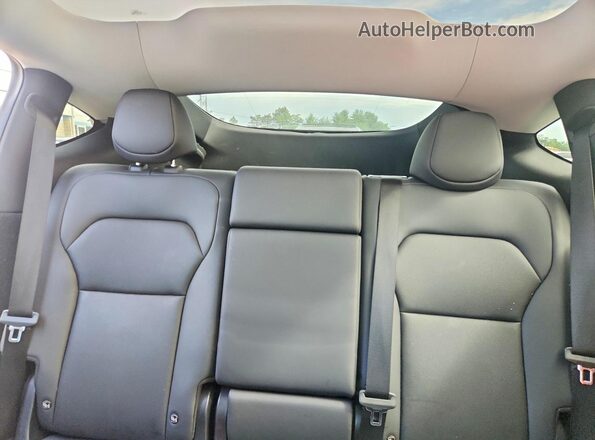 7SAYGDEE2TA387084 2026 TESLA MODEL White Вид задніх сидінь