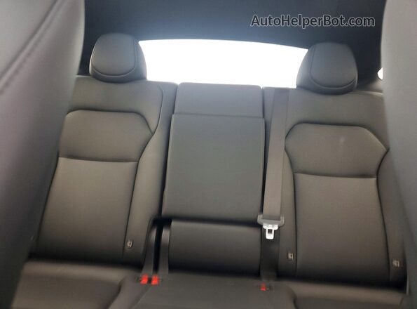 7SAYGDEE2TA714969 2026 TESLA MODEL White Widok tylnych siedzeń
