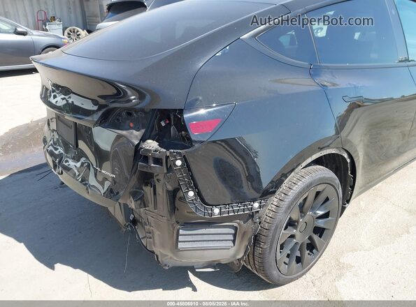 7SAYGDEE3NF359378 2022 TESLA MODEL Y Black 