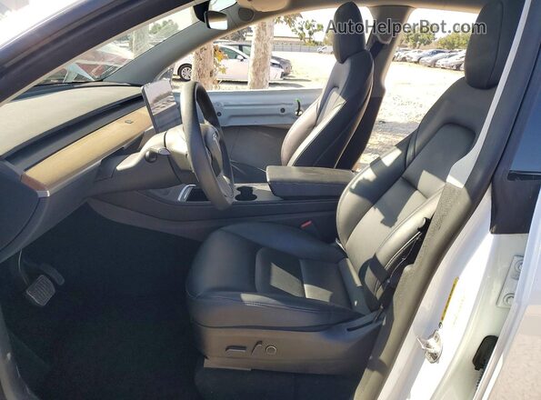 7SAYGDEE3NF511157 2022 TESLA MODEL Белый Вид салона спереди